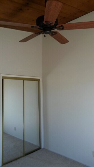 Bedroom with ceiling fan - 4278 Noyes St