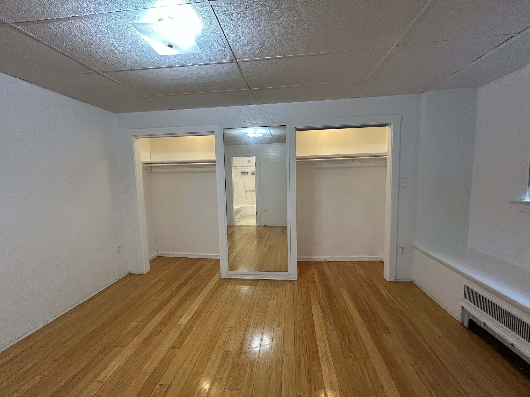 Bedroom p4 - 191 Zerby Ave