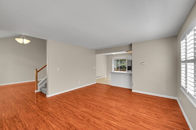 Building Photo - $3,495.00 - 5 Beds, 3.5 Baths, Single Fami...