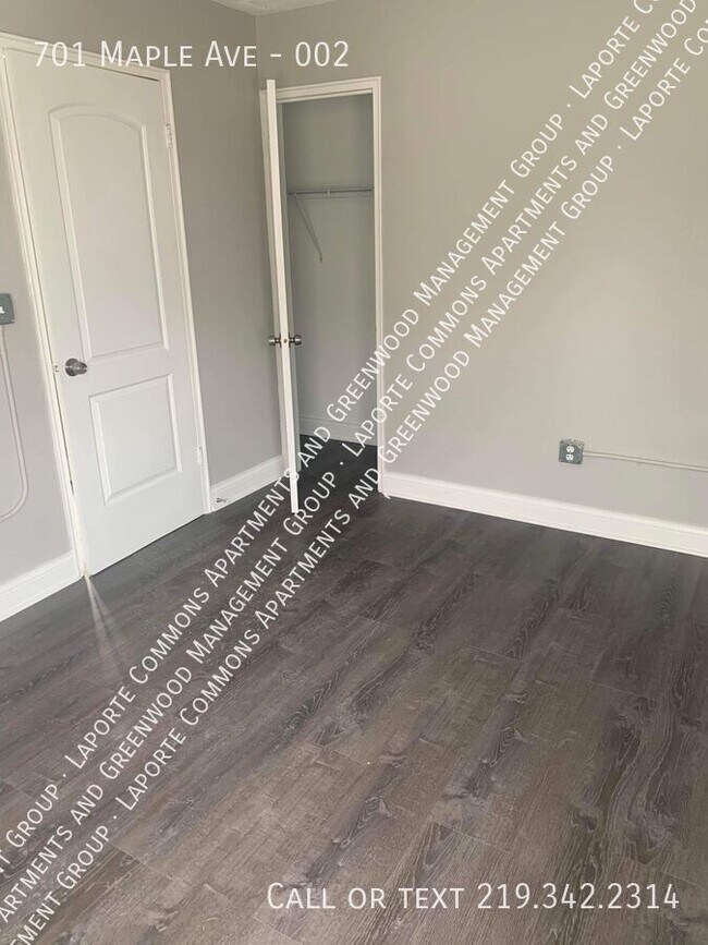 Building Photo - 701 Maple Ave