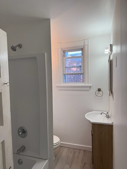 Building Photo - 19 Wynnewood Avenue