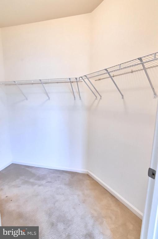 Building Photo - 21216 McFadden Square