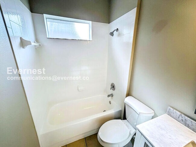 Building Photo - 7709 Armonk Ln