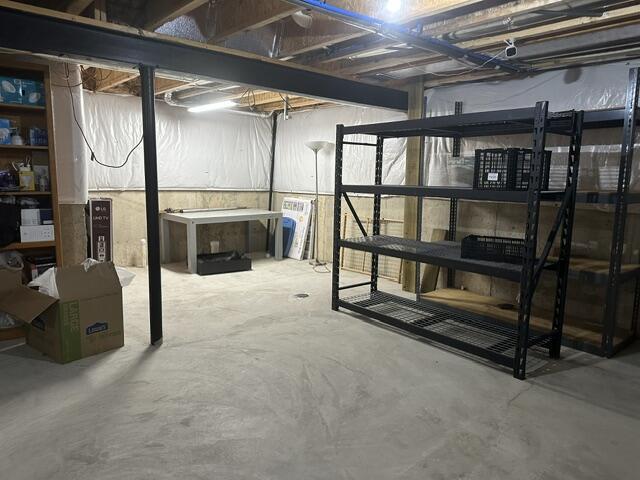 Building Photo - 2708 Trillium Hills Dr