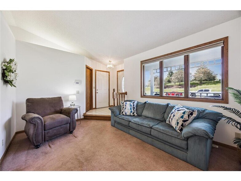 Building Photo - 4970 Boyd Ave