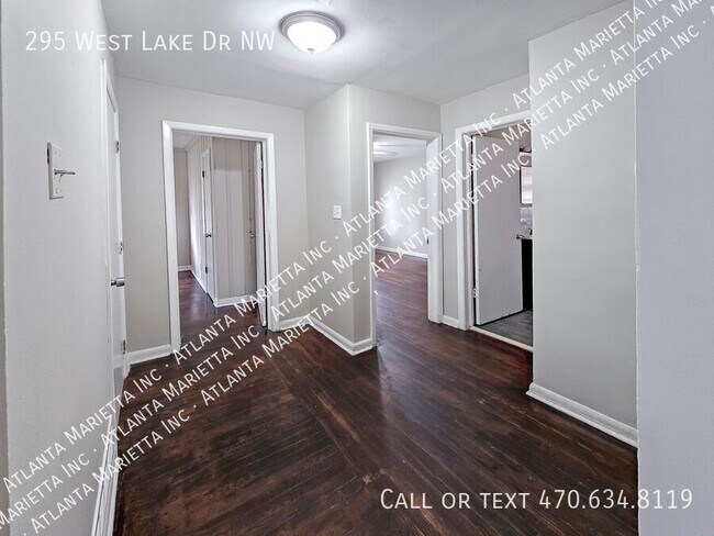 Building Photo - 295 W Lake Dr NW