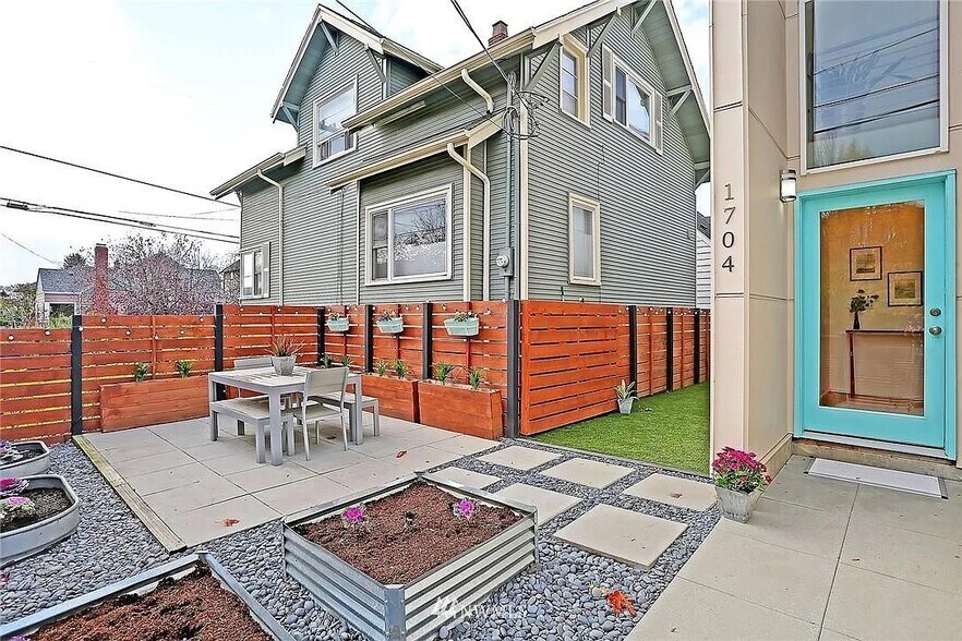 Building Photo - 1704 NW 61st St