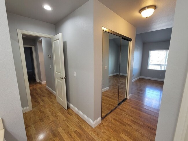 Building Photo - 429 Tangelo