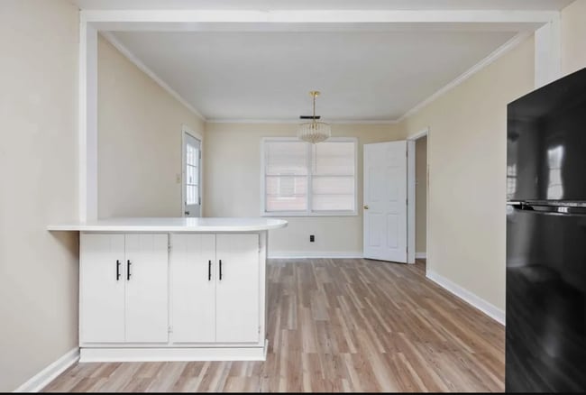 Building Photo - 5818 Hunter Rd