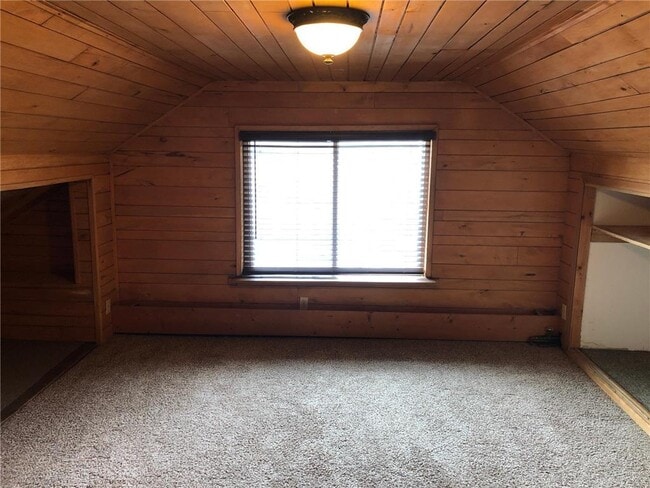 Building Photo - 900 30th Ave S