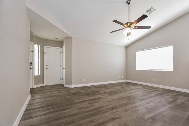 Building Photo - 4007 Mystic Canyon Ct