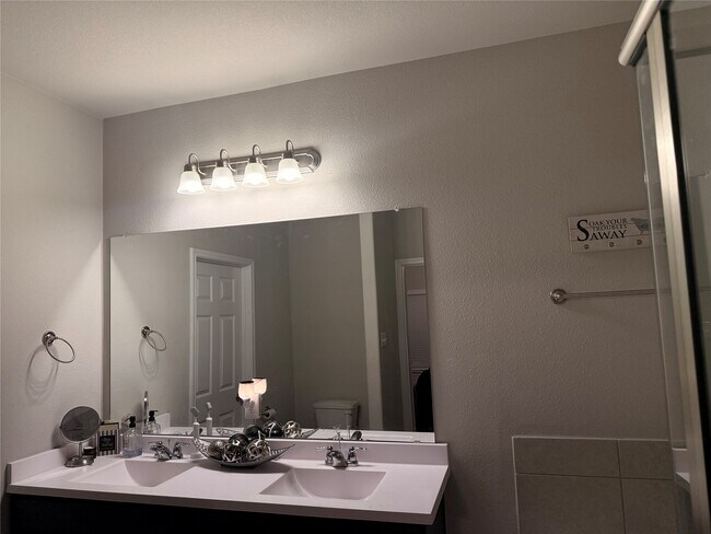 Building Photo - 6518 Castle Loch Ct