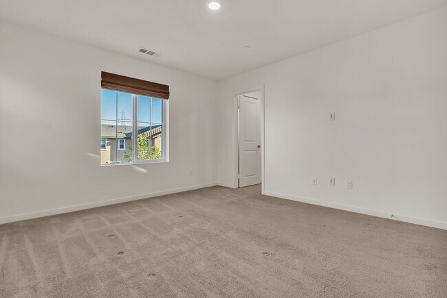 Building Photo - 16162 Juno Way