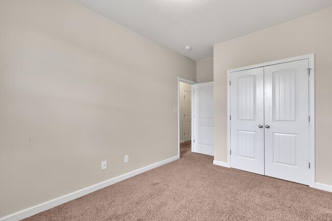 Building Photo - Townhome for Rent!