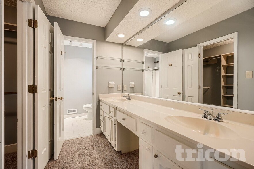 Building Photo - 150 Tanglewood Dr