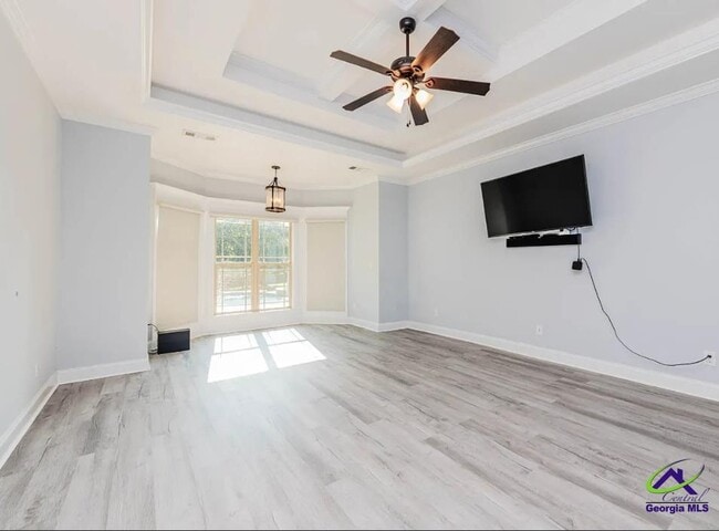 Building Photo - 111 S Carmenville Dr