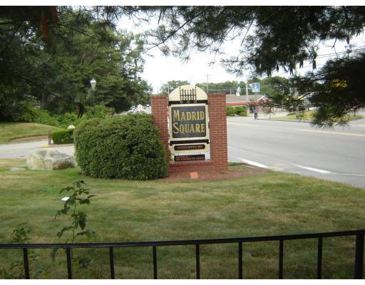 Primary Photo - 685 Oak St