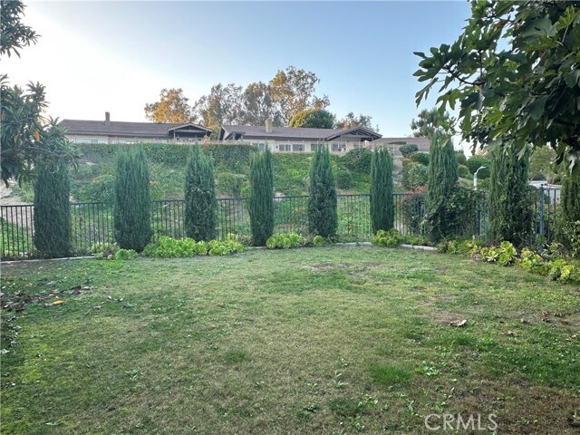 Building Photo - 2124 Wildwood Ct