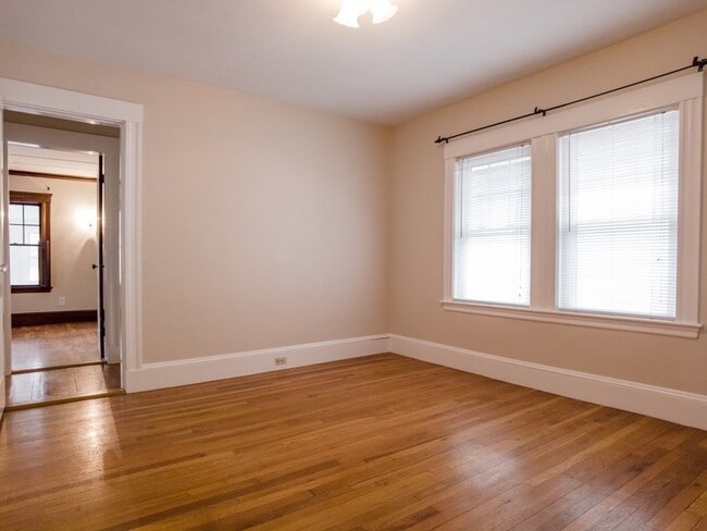 Building Photo - 119-121 Highland Ave