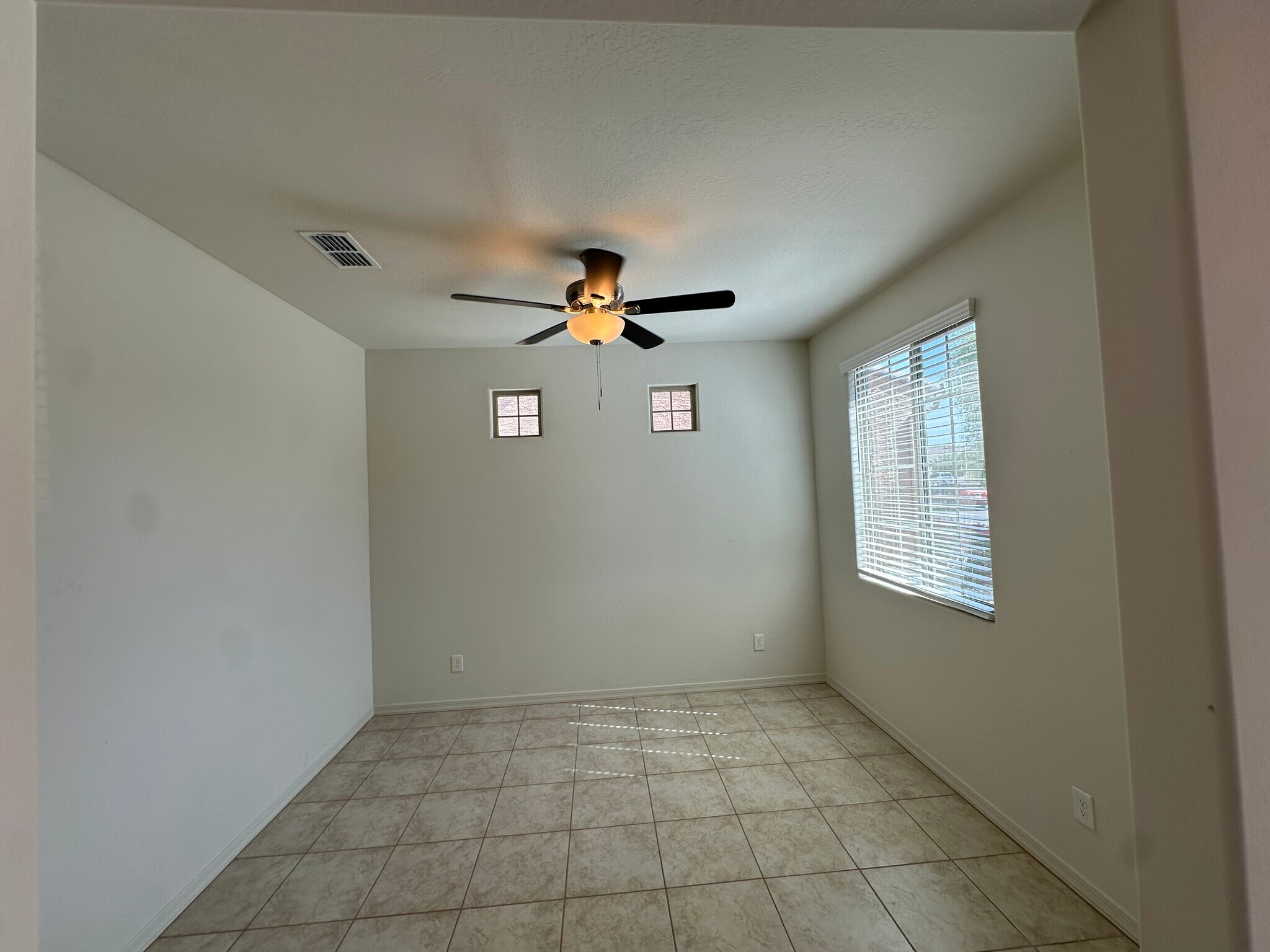 Building Photo - 5708 N 88th Ave