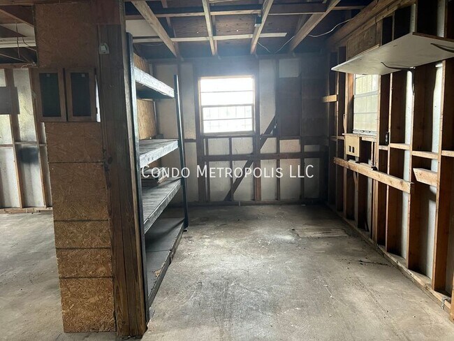 Building Photo - 7924 Sun Vista Way