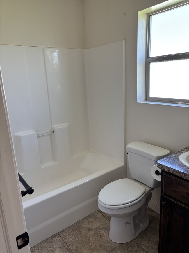 Building Photo - 4261 Liberty Dr