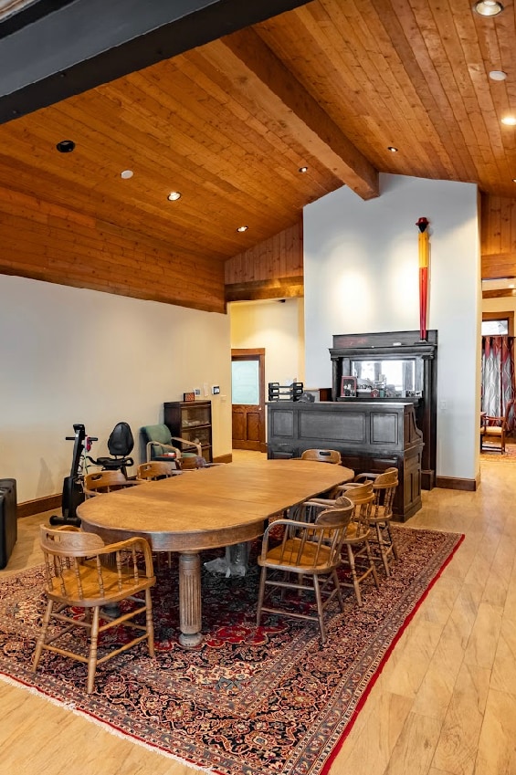 Building Photo - 8815 Oertel Dr