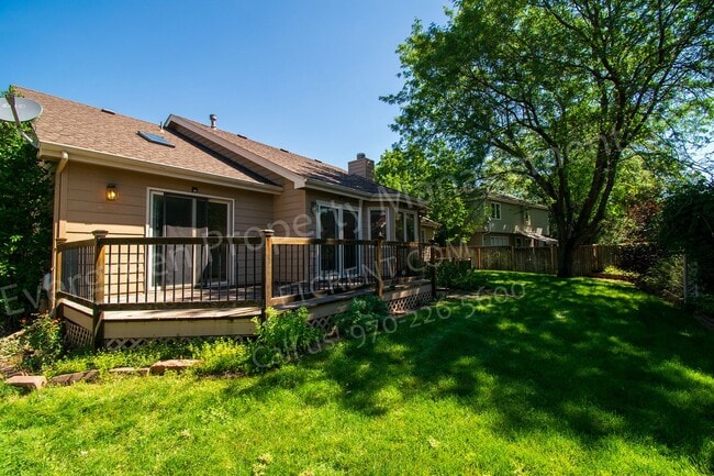 Building Photo - 1223 Red Oak Ct