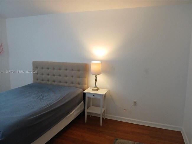 Building Photo - 2780 NE 183rd St