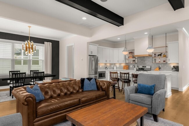 Building Photo - 500 Waycross Dr