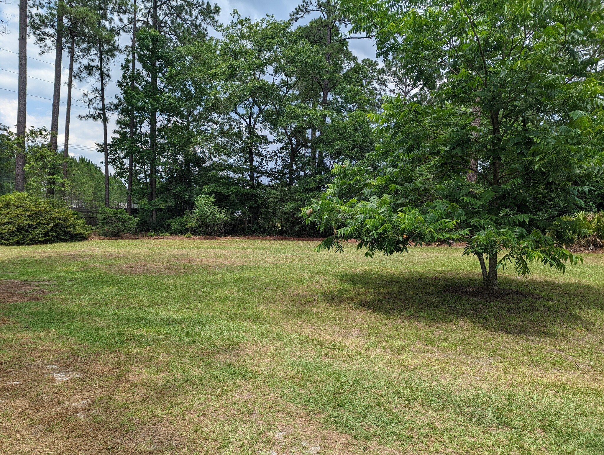 Building Photo - 672 Ebenezer Rd