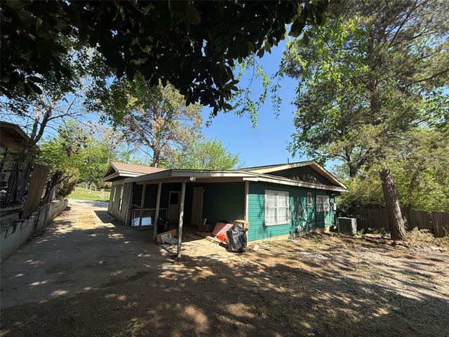 Building Photo - 4405 Lisbon St