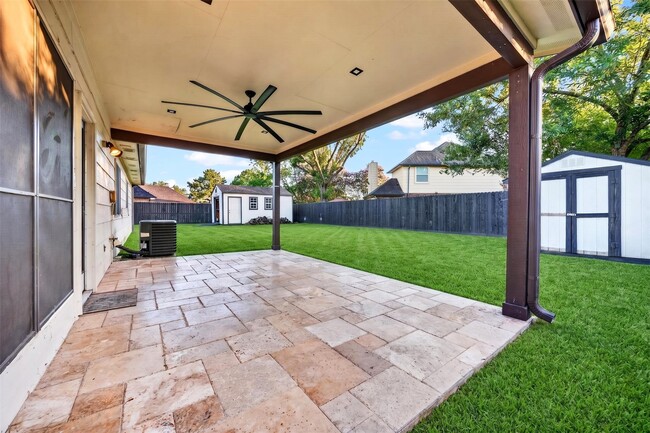 Building Photo - 18610 Autumn Hills Dr