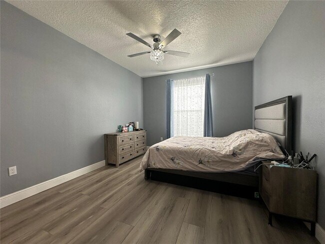 Building Photo - 5554 Metrowest Blvd