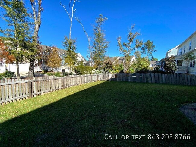 Building Photo - Beautiful Home in Dunes West!!