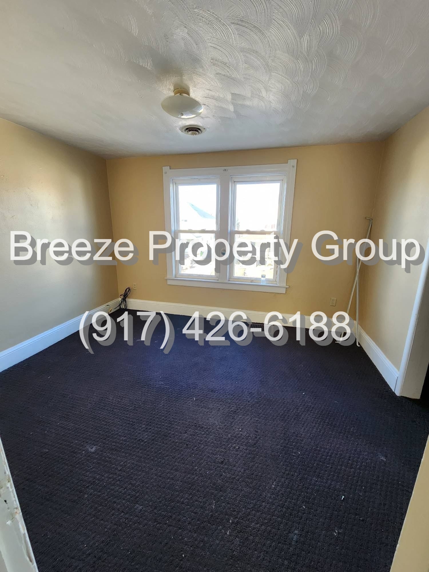 Building Photo - 1508 Albert St