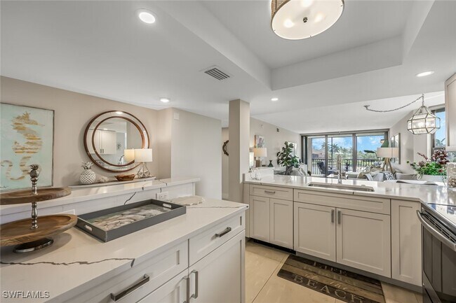 Building Photo - 10562 Gulf Shore Dr