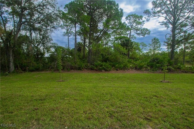 Building Photo - 6027 Pecan Cir