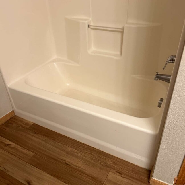 Building Photo - 1120 City Park Ave