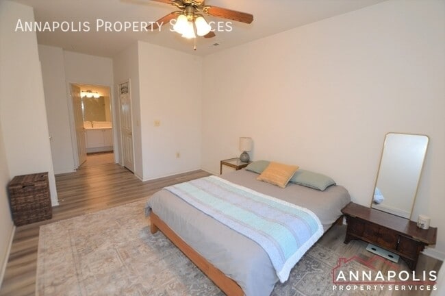 Building Photo - 504 Mathias Hammond Way