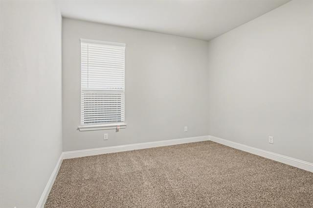 Building Photo - 2321 Ruff Rd