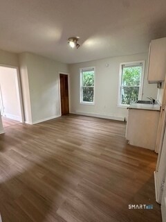 Building Photo - 44 Prest St