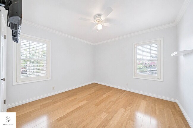 Building Photo - Bright 2BR/2BA Rosemead Rental: Self-Contained Unit with Private Entry & Driveway Parking