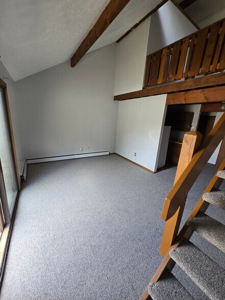 Building Photo - 9120 N Lima Rd