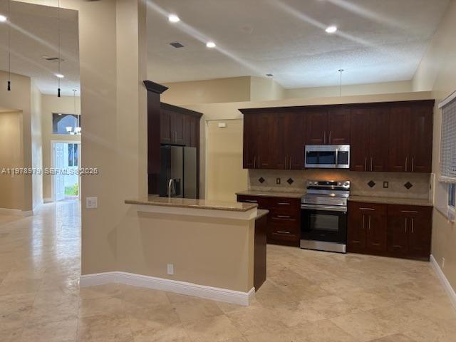 Building Photo - 1290 Camellia Ln