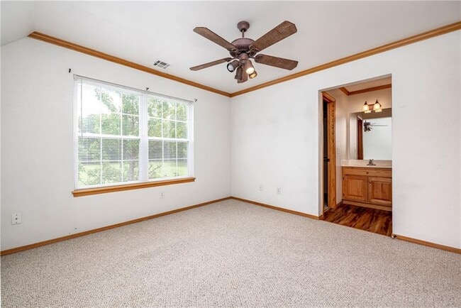 Building Photo - 9763 E Plentywood Rd