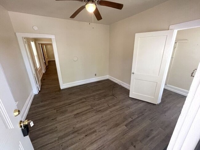 Building Photo - Duplex for rent!