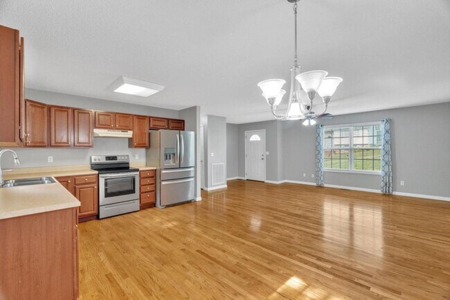 Building Photo - 1125 Faye St