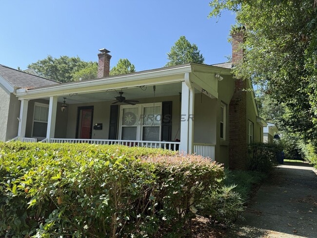 Building Photo - 575 Elizabeth Ln W