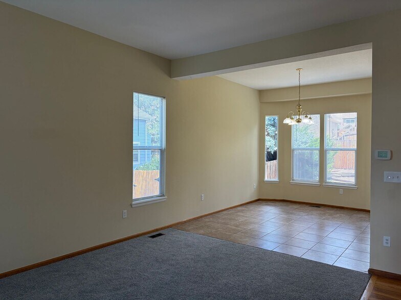 Building Photo - 21585 Hill Gail Way